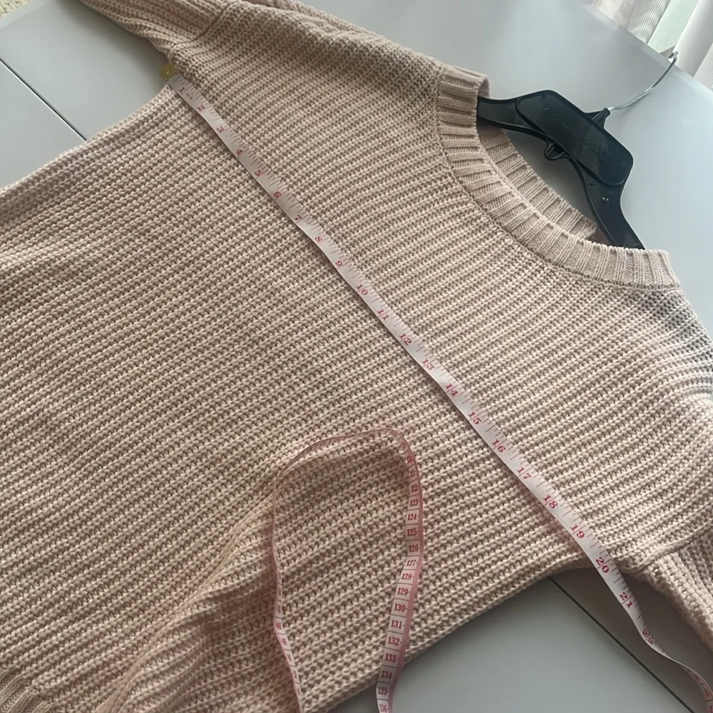 SO pink Crew Neck knit cozy light pink Sweater - Picture 5 of 8